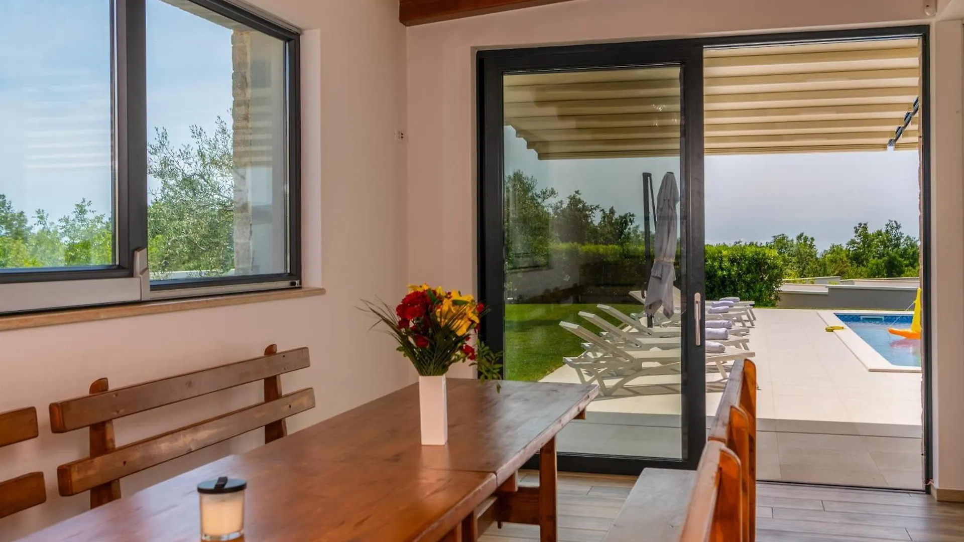 Juršići Villa Emma 0*,